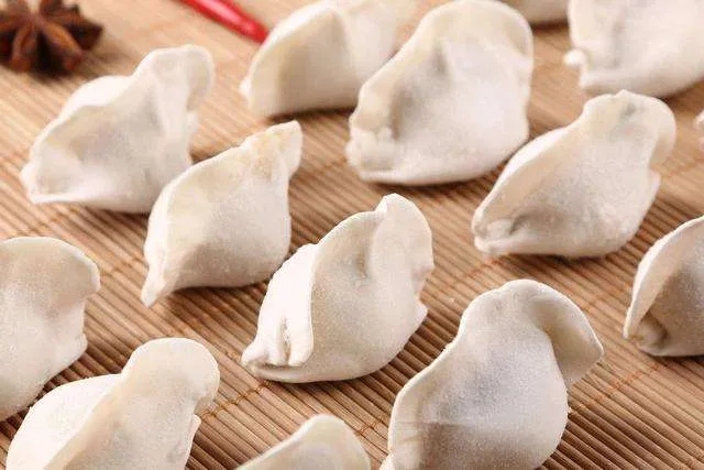 水餃源頭工廠質(zhì)檢白皮書：從微生物檢測到口感優(yōu)化的全維度把控